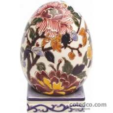 Coffret de 1 œuf sur socle - H. 12,8 cm